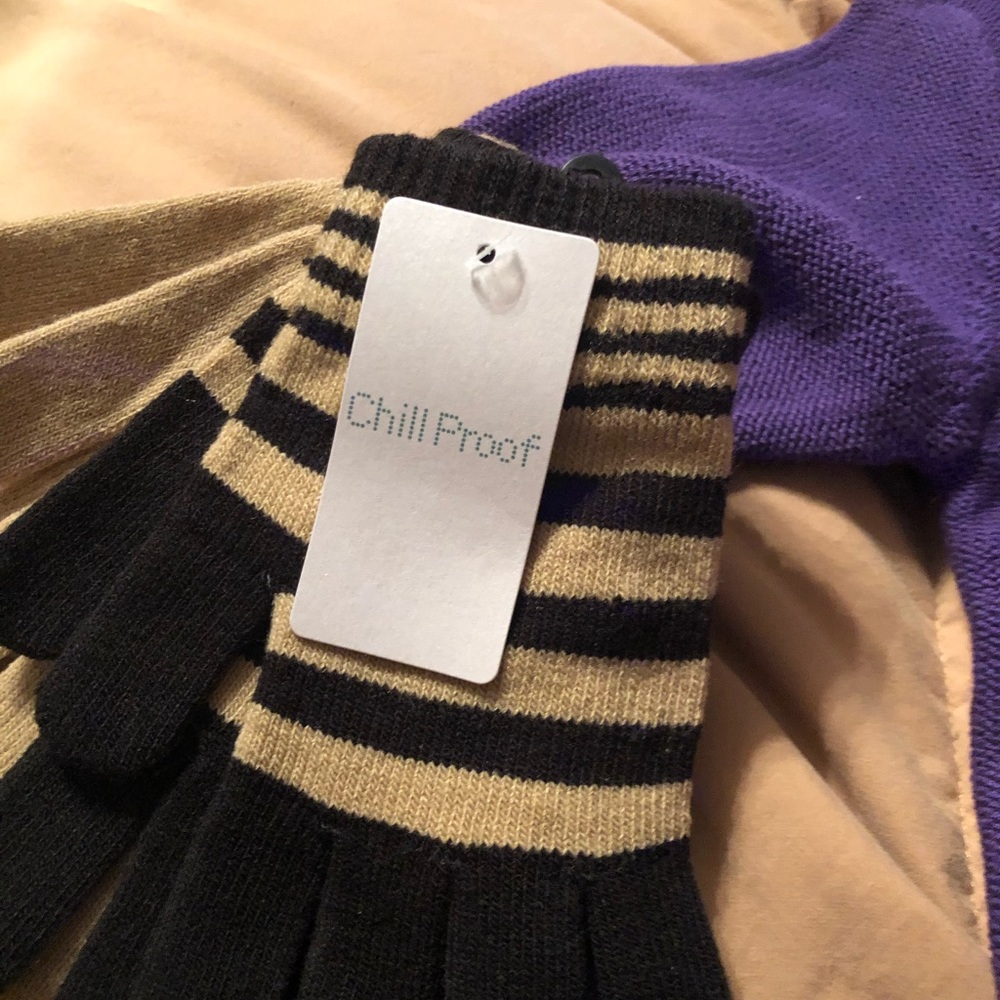 Purple girls turtle neck sweater. Size M 7/8 - Picture 3 of 5